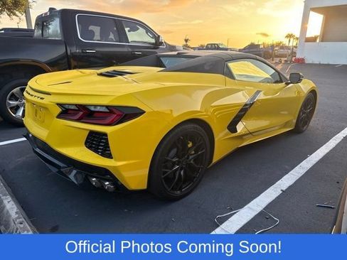 Used 2025 Chevrolet Corvette Stingray Convertible w/ 1LT RWD image 6