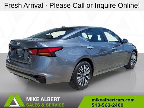 Used 2023 Nissan Altima 2.5 SV FWD image 7
