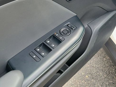 Used 2025 Kia K4 FWD image 21