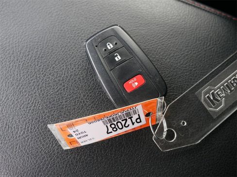 Certified 2024 Toyota 4Runner TRD Off-Road image 23