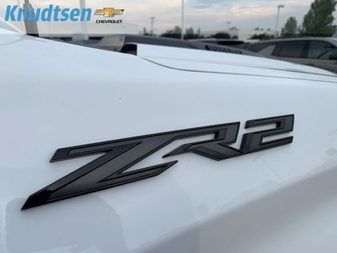 Used 2026 Chevrolet Silverado 1500 ZR2 w/ LPO, Dark Essentials Package AWD/4WD image 9