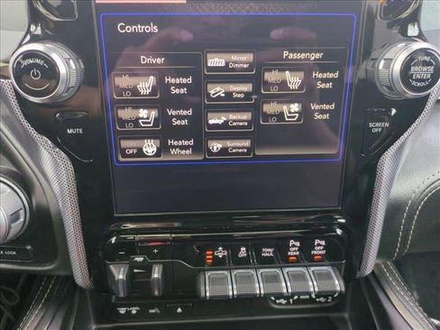 Used 2019 RAM 1500 Limited image 15