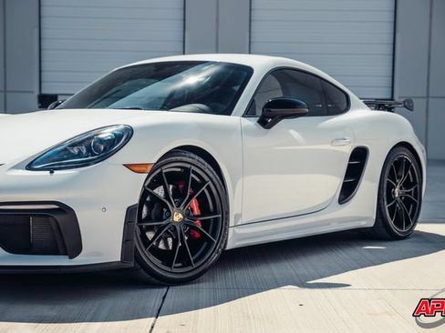 Used 2018 Porsche 718 Cayman GTS RWD image 42
