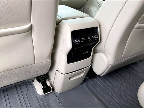 Used 2021 GMC Acadia Denali w/ LPO, Floor Liner Package FWD image 12