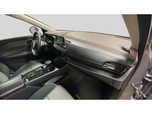 Used 2021 Nissan Rogue S AWD/4WD image 16