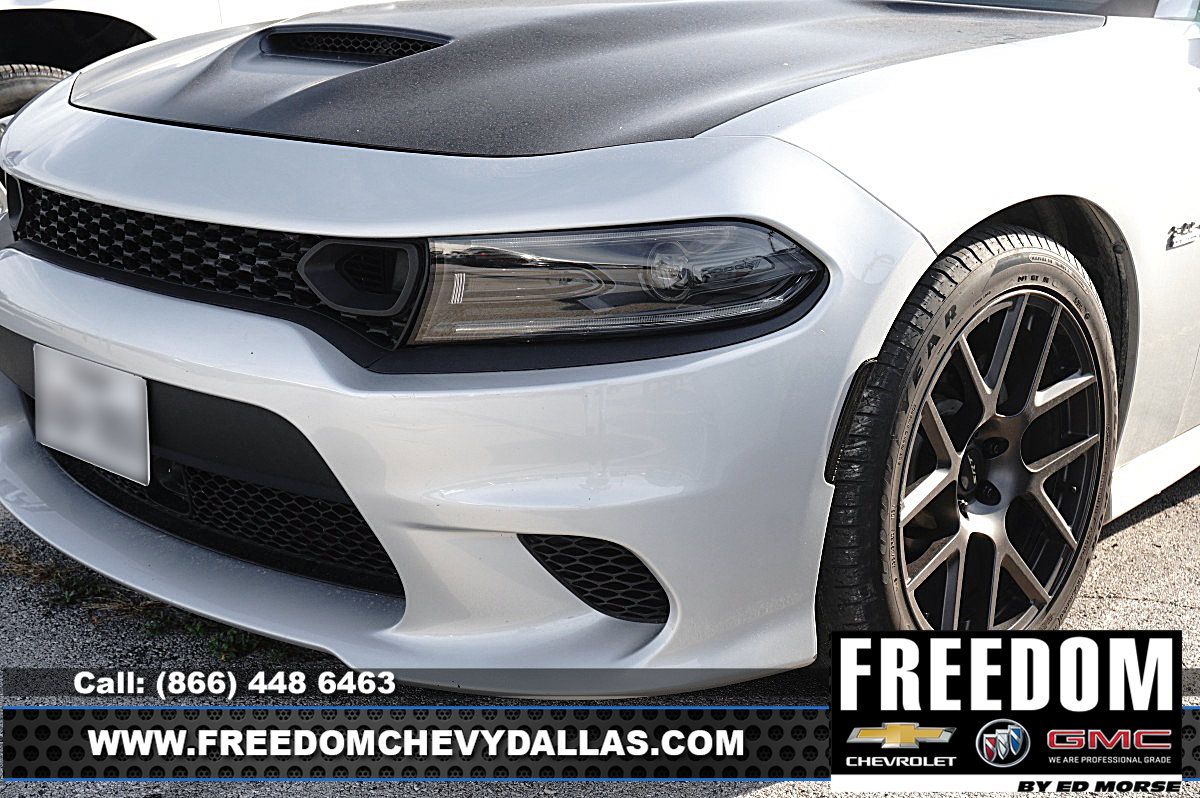 Used 2023 Dodge Charger R/T w/ Blacktop Package RWD image 9