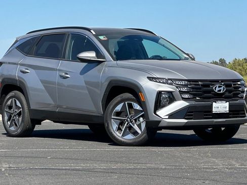 Used 2025 Hyundai Tucson SEL image 2