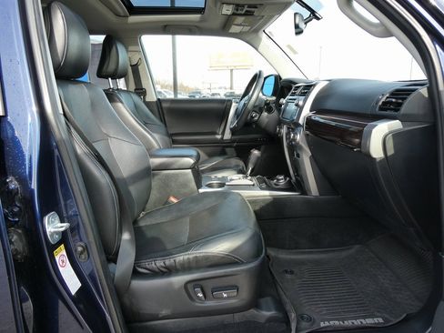 Used 2017 Toyota 4Runner TRD Off-Road Premium image 13