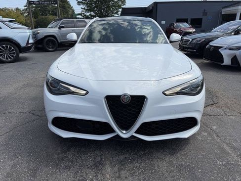 Used 2022 Alfa Romeo Giulia Ti w/ Active Assist Plus Package RWD image 15