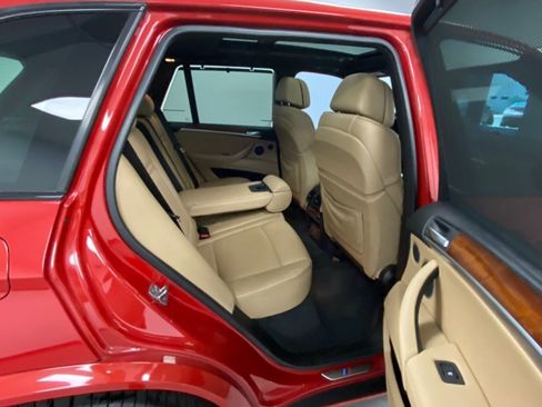 Used 2011 BMW X5 M AWD/4WD image 39