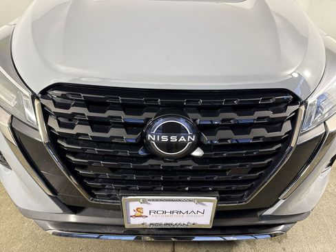 Certified 2023 Nissan Kicks SR w/ SR Premium Package image 28