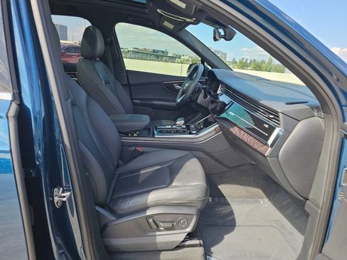 Used 2022 Audi Q7 3.0T Prestige image 11