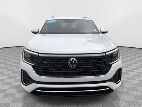Used 2024 Volkswagen Atlas Cross Sport SEL R-Line AWD/4WD image 8