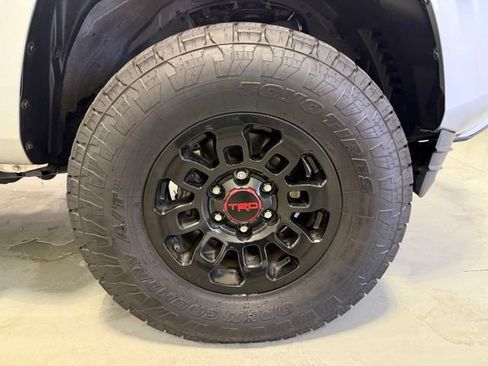 Used 2021 Toyota Tacoma SR AWD/4WD image 25