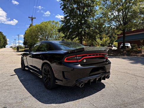 Used 2020 Dodge Charger Scat Pack RWD image 7