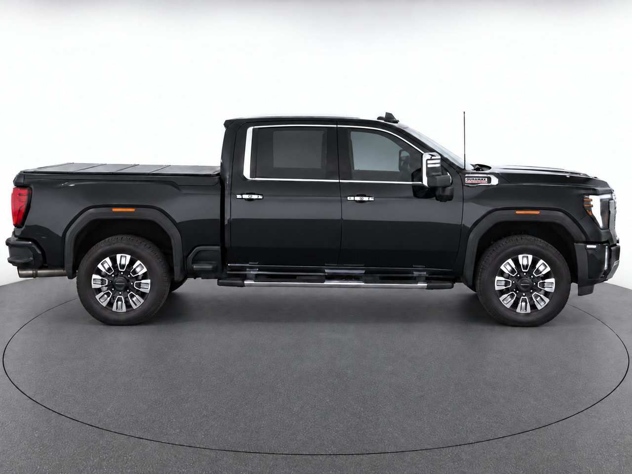 Used 2025 GMC Sierra 3500 Denali w/ Denali Reserve Package AWD/4WD image 8