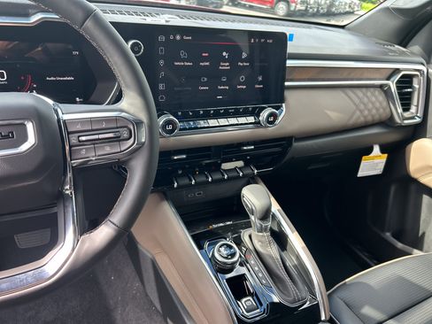 New 2026 GMC Canyon Denali AWD/4WD image 23