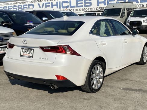 Used 2016 Lexus IS 200t image 7