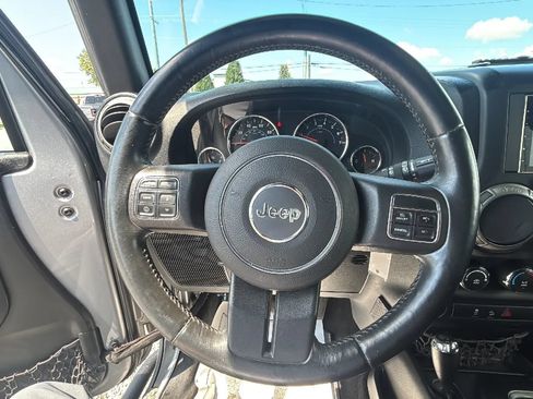 Used 2013 Jeep Wrangler Unlimited Sport AWD/4WD image 21