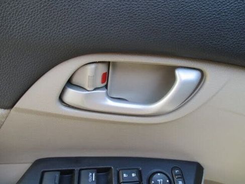 Used 2014 Honda Civic LX image 14