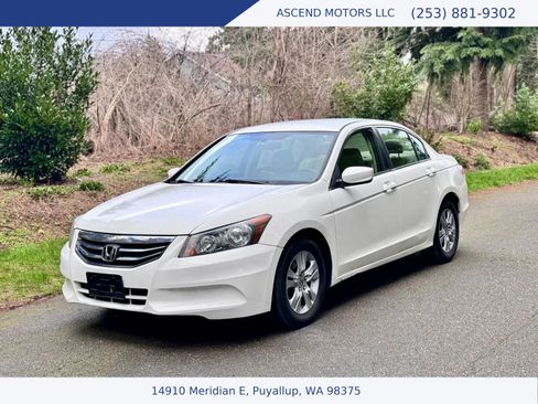 Used 2011 Honda Accord SE image 1