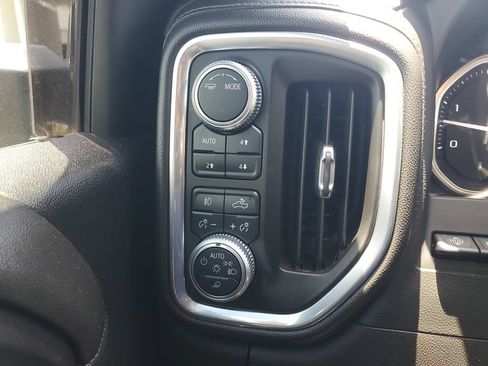Used 2020 GMC Sierra 3500 Denali w/ Denali Ultimate Package AWD/4WD image 27