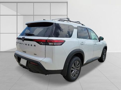 New 2026 Nissan Pathfinder SV w/ SV Premium Package AWD/4WD image 6