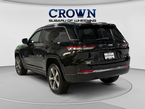 Used 2023 Jeep Grand Cherokee Limited w/ Luxury Tech Group II AWD/4WD image 5