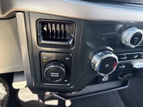 Used 2025 Ford F150 XLT w/ Equipment Group 301A Standard AWD/4WD image 31
