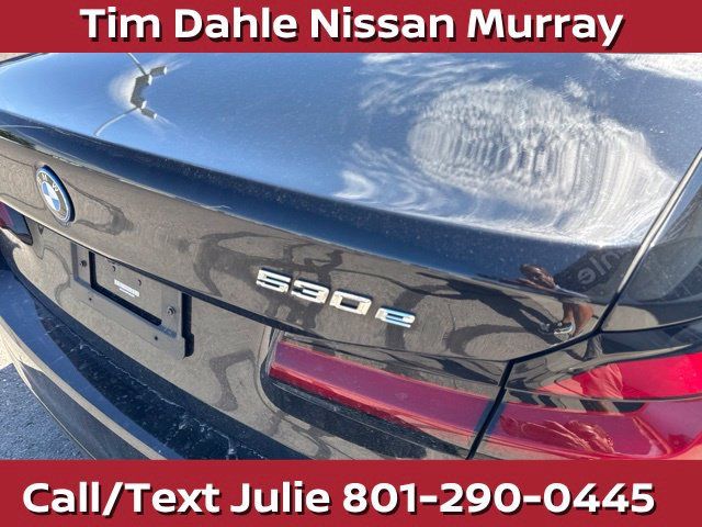 Used 2023 BMW 530e xDrive w/ Convenience Package AWD/4WD image 20