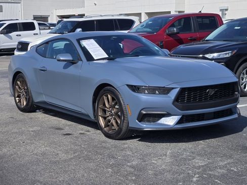 Certified 2025 Ford Mustang Premium image 3