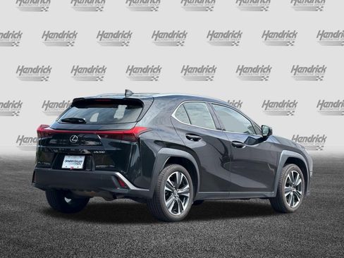 Used 2021 Lexus UX 200 w/ Accessory Package (Z1) FWD image 5
