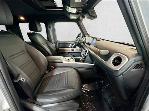 Used 2023 Mercedes-Benz G 550 image 27