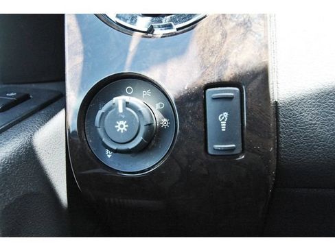 Used 2016 Ford F350 Platinum w/ FX4 Off-Road Package AWD/4WD image 21