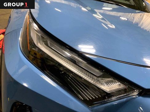 Used 2022 Toyota RAV4 SE w/ Convenience Package image 29