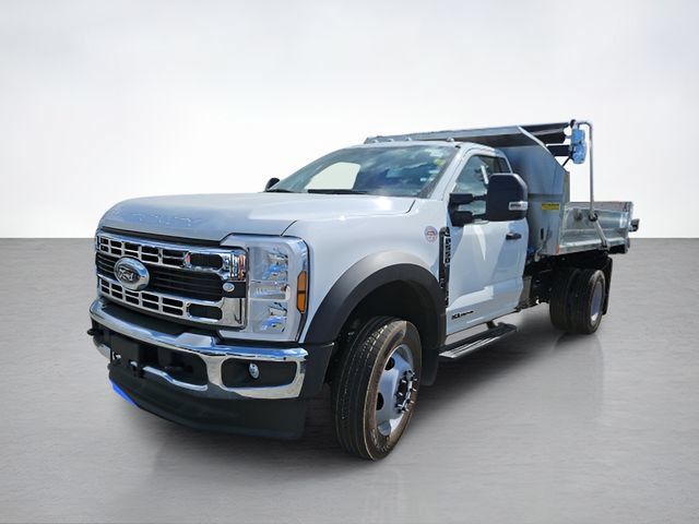 New 2024 Ford F550 2WD Regular Cab Super Duty image 3