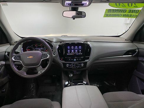 Used 2020 Chevrolet Traverse LT image 13
