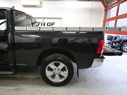 Used 2017 RAM 1500 Big Horn AWD/4WD image 42