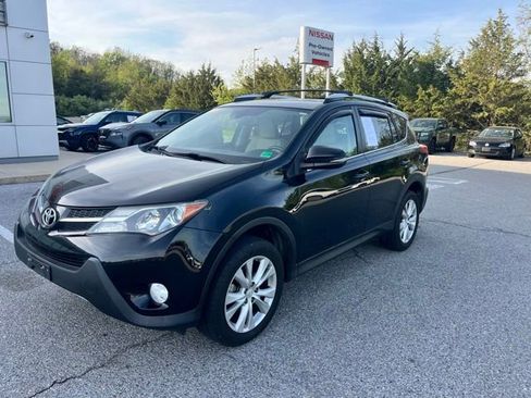 Used 2015 Toyota RAV4 Limited w/ Technology Package image 3