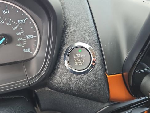 Certified 2021 Ford EcoSport SE w/ SE Convenience Package image 25