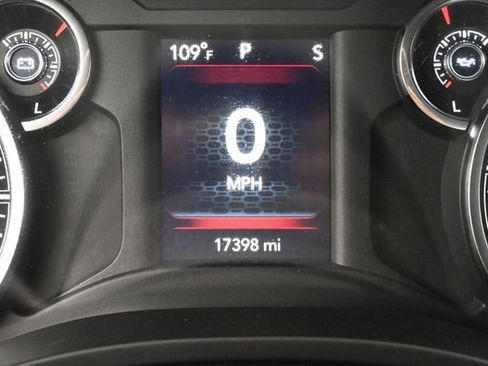 Used 2022 RAM 1500 Big Horn AWD/4WD image 39