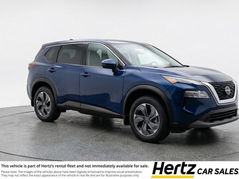 Used 2025 Nissan Rogue SV FWD image 1