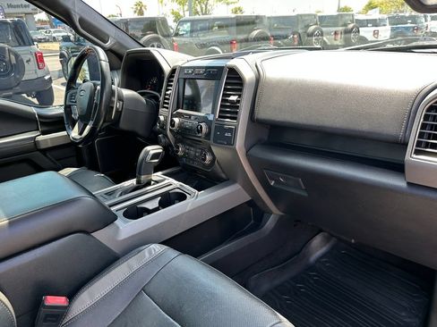 Used 2018 Ford F150 Raptor w/ Equipment Group 802A Luxury AWD/4WD image 14