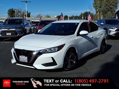 Used 2022 Nissan Sentra SV image 1