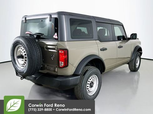 New 2025 Ford Bronco 4-Door image 7