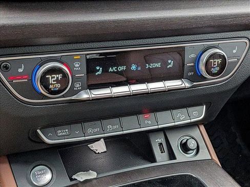 Used 2022 Audi Q5 2.0T Premium Plus w/ Premium Plus Package image 11