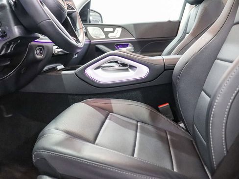 Certified 2026 Mercedes-Benz GLS 450 4MATIC image 18