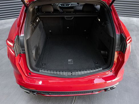 Used 2022 Alfa Romeo Stelvio Quadrifoglio w/ Active Assist Plus Package image 34