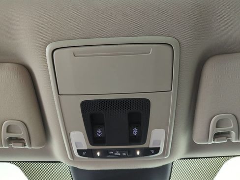Certified 2024 Honda Pilot Elite image 30
