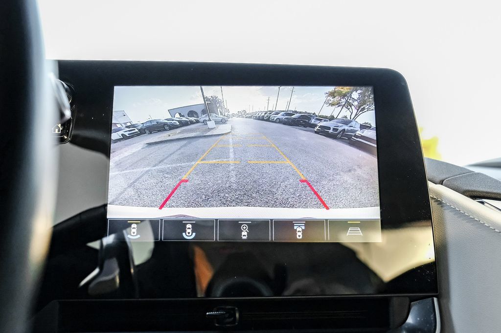 Used 2020 Chevrolet Corvette Stingray Preferred Cpe w/ 2LT Preferred Equipment Group RWD image 16